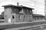 Stellwerk "Lmr" (Lüneburg Mitte Rangierbahnhof). (24.08.1975) <i>Foto: Benno Wiesmüller</i>
