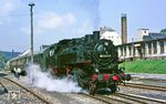 86 1501 am Ziel ihrer Reise in Crottendorf ob. Bf. (20.05.1986) <i>Foto: Wolfgang Bügel</i>