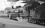 38 308 (Hartmann, Baujahr 1922) mit einem Sonderzug in Dresden Hbf. (20.08.1971) <i>Foto: Gerhard Moll</i>