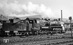 58 1246 - hier in Schwarzenberg/Erzgeb. - wurde 1919 als "Frankfurt 5601" in Dienst gestellt. Nach ihrer Ausmusterung am 15.02.1977 in Aue diente sie noch als Dampfspender in Saalfeld, anschließend in Dresden, dann wurde sie zerlegt. (02.1976) <i>Foto: Burkhard Wollny</i>