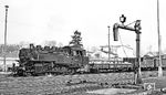 86 1245 ist mit ihrem Nahgüterzug aus Aue in Zwönitz eingetroffen.  (02.1976) <i>Foto: Burkhard Wollny</i>