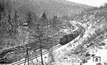 DR 110 073 (Bw Aue) mit einem Personenzug nach Blauenthal im Muldental bei Aue. (03.1976) <i>Foto: Burkhard Wollny</i>