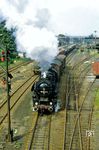 52 8148 vom Bw Bautzen fährt mit Ng 65221 (Löbau/Sachs – Seifhennersdorf) aus Neugersdorf. (09.07.1986) <i>Foto: Wolfgang Bügel</i>