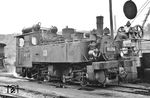 99 5714 ergänzt ihre Vorräte in der Lokstation Gera-Leumnitz. (29.06.1966) <i>Foto: Will A. Reed</i>