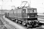 Die gerade einmal ein Jahr alte E 251 014 macht sich mit einem Güterzug nach Elbingerode in Blankenburg auf den Weg.  (30.06.1966) <i>Foto: Will A. Reed</i>