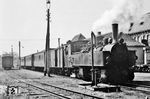 Die 1897 bei Jung gebaute Malletlok der Nordhausen-Wernigeroder Eisenbahn-Gesellschaft (NWE) mit der Nr. 13 (Zweitbesetzung) erfreut sich auf diesem Bild in Gernrode auch nach fast 70 Einsatzjahren, mittlerweile als 99 5903 unterwegs, bester Gesundheit. (30.06.1966) <i>Foto: Will A. Reed</i>