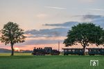 Vom 15. Oktober 1897 bis zum 31. Mai 1969 verfügte Lindenberg über einen Bahnhof, an dem zwei Strecken der Kleinbahnen der Kreise West- und Ostprignitz befanden: die Strecke von Rehfeld nach Perleberg und die in Lindenberg beginnende Strecke nach Bahnhof Glöwen. Heute sind die nächsten Bahnhöfe in Bad Wilsnack und in Blumenthal rund 15 km entfernt. (09.05.2018) <i>Foto: Joachim Schmidt</i>