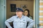 Gute Laune beim Brünkendorfer Bahnhofsvorsteher Mario und seiner Stationsgehilfin. (10.05.2018) <i>Foto: Joachim Schmidt</i>