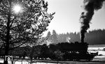 Winterliche Stimmung mit 58 1758 im Bahnhof Breitenbrunn. (02.1976) <i>Foto: Burkhard Wollny</i>