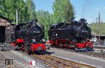 Loktreffen am Lokschuppen in Jöhstadt mit 99 1715 und Gastlok 99 4632 aus Rügen. (21.05.2018) <i>Foto: Andreas Höfig</i>