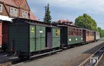 Die liebevoll restaurierten Fahrzeuge des "Sachsenzuges" im Bahnhof Bertsdorf. (05.08.2018) <i>Foto: Andreas Höfig</i>