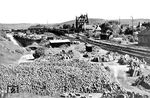 Basaltsteinlager am Bahnhof Mayen Ost in der Eifel. (1934) <i>Foto: RVM</i>