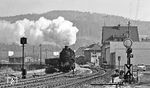 58 1758 fährt mit einem Ng nach Johanngeorgenstadt aus Erla. (02.1976) <i>Foto: Burkhard Wollny</i>