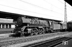 22 043 vom Bw Erfurt P ist in Bebra eingetroffen. Sie war 1959 aus 39 037 umgebaut worden. (24.05.1964) <i>Foto: Helmut Röth</i>