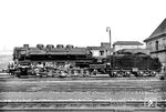 43 002 steht kurz nach der  Ankunft aus Kassel in der neuen Betriebsabteilung G des Bw Erfurt für Porträtaufnahmen bereit. Noch fehlen an der Lok die Heimat Rbd/Bw-Schilder. (04.1927) <i>Foto: RVM (Kreutzer)</i>