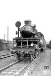 T 18 1001 (EZA Berlin/EAW Grunewald) während einer Versuchsfahrt im Bahnhof Hamm (Westf). Die Lok lief nach dem Umbau bei Krupp im April 1926 zeitweise ohne Windleitbleche. An der Pufferbohle fehlen noch die Untersuchungsdaten. (1926) <i>Foto: RVM</i>