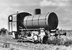 Feuerlose Lok mit einem Kessel von 10 m3 Wasserinhalt des Typs B, von der zwischen 1951 und 1956 insgesamt 51 Einheiten gebaut wurden. (1951) <i>Foto: Slg. Eisenbahnstiftung</i>