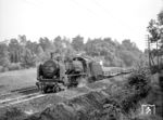 38 1388 vom Bw Dresden-Altstadt (noch mit alter Steuerung) vor einem Bauzug bei Dresden-Klotzsche. (08.07.1968) <i>Foto: Will A. Reed</i>
