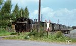 Gegen 10.30 Uhr hält 99 593 in Kunow Süd mit dem Gmp 8072 nach Glöwen, jedoch gibt es hier nichts umzurangieren.  (30.08.1967) <i>Foto: Klaus Kröber (Sammlung Ludger Kenning)</i>