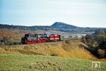 50 3520 mit einer 110 vor einem Personenzug nach Halberstadt bei Blankenburg. (28.10.1984) <i>Foto: Dr. Uwe Knoblauch</i>