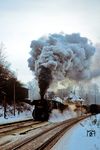 44 0378 (ex 44 1378 vom Bw Sangerhausen) ballert durch den Bahnhof Blankenheim. (02.1978) <i>Foto: Dr. Uwe Knoblauch</i>