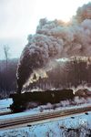 Mit Volldampf geht es für 44 0858 durch den Bahnhof Blankenheim. (02.1978) <i>Foto: Dr. Uwe Knoblauch</i>