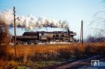 52 8139 (ex 52 3209, Jung, Inbetriebnahme am 24.11.1943 in der RBD Halle) bei Berlin-Karow. Sie schaffte es immerhin noch bis ins Jahr 1987. (05.12.1976) <i>Foto: Dr. Uwe Knoblauch</i>