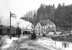 99 1606 passiert den Bü "Finsterau" bei Streckewalde. (02.01.1982) <i>Foto: Joachim Schmidt</i>