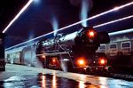03 0020 mit P 3929 nach Frankfurt/Oder im Berliner Ostbahnhof. (27.02.1977) <i>Foto: Dr. Uwe Knoblauch</i>