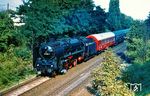 01 2050 (Bw Dresden) mit dem D 371 "Pannonia-Express" bei Berlin-Altglienicke. (02.10.1975) <i>Foto: Dr. Uwe Knoblauch</i>