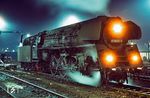 Nach Ankunft mit dem P 3025 ergänzt 01 0508 ihre Wasservorräte im Bahnhof Saalfeld. (21.02.1980) <i>Foto: Dr. Uwe Knoblauch</i>