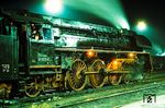 01 0513 war mit dem E 805 (Leipzig - Sonneberg) in Saalfeld eingetroffen. (21.02.1980) <i>Foto: Dr. Uwe Knoblauch</i>