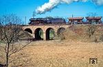 50 3623 (ex 50 824, Bw Oebisfelde) mit einem Güterzug nach Oebisfelde bei Flechtingen. (04.1978) <i>Foto: Dr. Uwe Knoblauch</i>