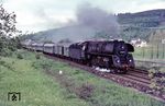 01 0534 mit D 1099 auf dem Weg zur Grenze nach Gerstungen bei Weiterode. (1972) <i>Foto: Dieter Junker</i>