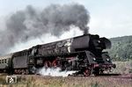 01 0530 vom Bw Erfurt vor D 207 (Frankfurt/M – Bebra – Erfurt – Dresden – Görlitz – Warszawa) auf der Steigungstrecke Bebra—Hönebach bei Ronshausen.  (11.09.1971) <i>Foto: Peter Schiffer</i>