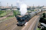 Blick von der Budapester Straße auf die nach Dresden Hbf einfahrende 03 2237 vom Bw Görlitz mit dem D 488 (Krakau - Frankfurt). Die Gleise links führen nach Dresden-Altstadt. (26.05.1977) <i>Foto: Colin Brack</i>