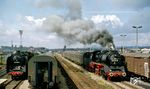 In Halberstadt trifft 50 3565 auf 01 2137. (01.09.1978) <i>Foto: Alan Brack</i>