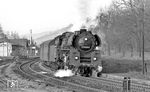 01 0508 mit dem P 3020 nach Leipzig in Haynsburg. (03.1977) <i>Foto: Burkhard Wollny</i>