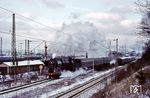 01 0532 kachelt mit dem D 217 aus dem Bahnhof Bebra.  (01.1971) <i>Foto: Dieter Junker</i>