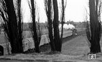 03 2083 mit P 3519 nach Wittenberg am Glasower Damm auf dem Berliner Südring. (04.1977) <i>Foto: Burkhard Wollny</i>