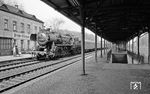 52 2492 vom Bw Bautzen fährt mit P 3808 nach Dresden Hbf in Dresden-Klotzsche ein. (04.1977) <i>Foto: Burkhard Wollny</i>