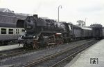 Die Reichenbacher 22 028 (ex 39 043) vor D 145 (München - Dresden) in Hof Hbf. (05.1965) <i>Foto: Robin Fell</i>