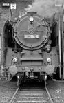 Das "Gesicht" der Ostbahnhofer 01 2114 im Bw Helmstedt. (31.03.1972) <i>Foto: Burkhard Wollny</i>