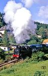 94 1292 mit dem MOROP-Sonderzug P 24501, den die Lok in Ilmenau von 95 1027 übernommen hatte, in Stützerbach. (08.09.1987) <i>Foto: Wolfgang Bügel</i>