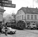 99 2323 in den beengten Verhältnissen zwischen Severin- und Goethestraße in Bad Doberan. (06.09.1983) <i>Foto: Joachim Schmidt</i>
