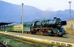 50 3662 (Bw Halberstadt) vor dem "Langlauf"-Personenzug P 19413 (Thale - Halberstadt - (Stralsund) im Bahnhof Thale. (21.09.1987) <i>Foto: Wolfgang Bügel</i>