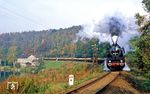 50 3551 mit Gag 56353 im Tal der Zwickauer Mulde bei Lastau südlich von Colditz. (20.10.1987) <i>Foto: Wolfgang Bügel</i>