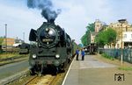 50 3505 mit GmP 68728 nach Gunsleben im Bahnhof Oschersleben. (07.05.1988) <i>Foto: Wolfgang Bügel</i>