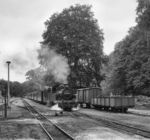 Und ab geht's für 99 4802 in Göhren mit dem Personenzug nach Putbus. (05.09.1983) <i>Foto: Joachim Schmidt</i>
