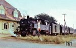 Auf der ehemaligen Stammstrecke der Altmärkischen Kleinbahn ist 64 1212 vom Bw Salzwedel (Lokbf Kalbe) mit einem Personenzug nach Beetzendorf in Badel eingetroffen.  (07.07.1973) <i>Foto: Michael Malke</i>